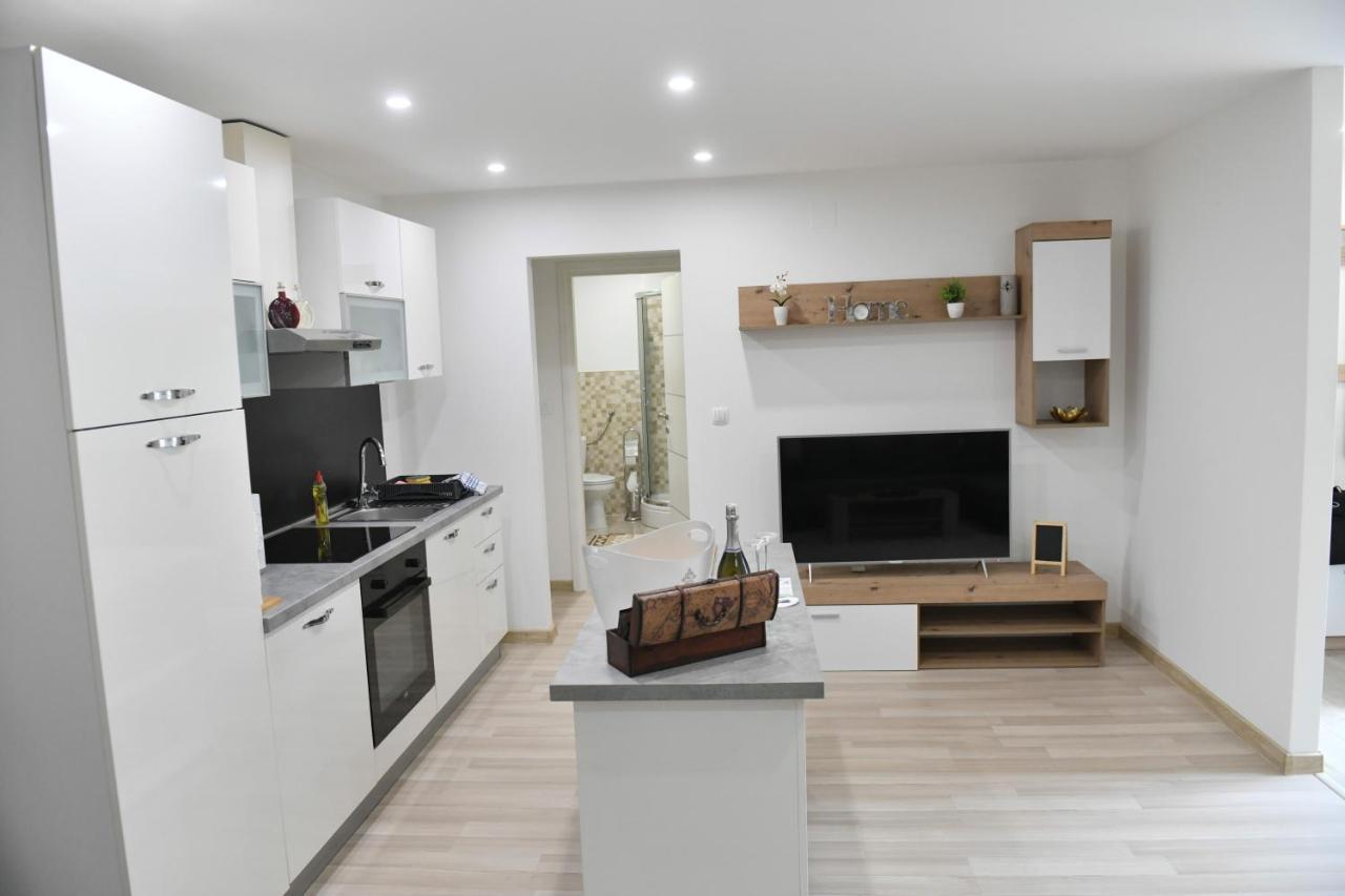 Apartman Lucia Ðakovo Exteriér fotografie